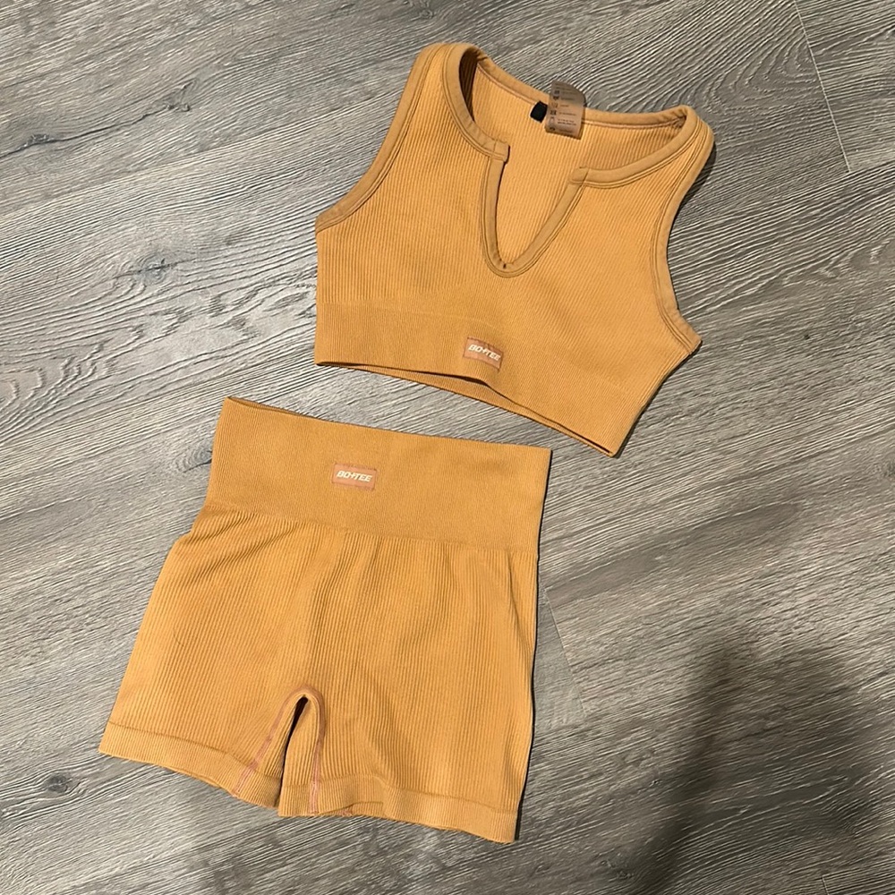 Bo+Tee set